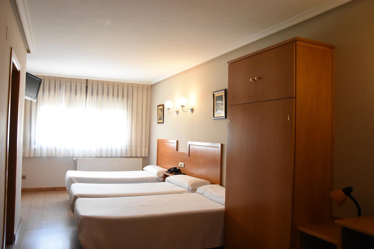Habitación Triple Básica